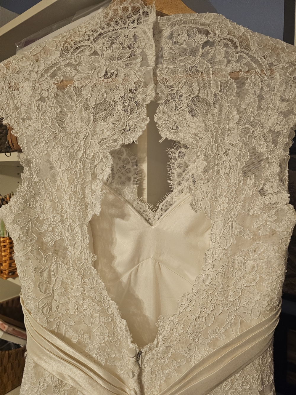 Ivory Allure Bridals C155 - Picture 7 of 12